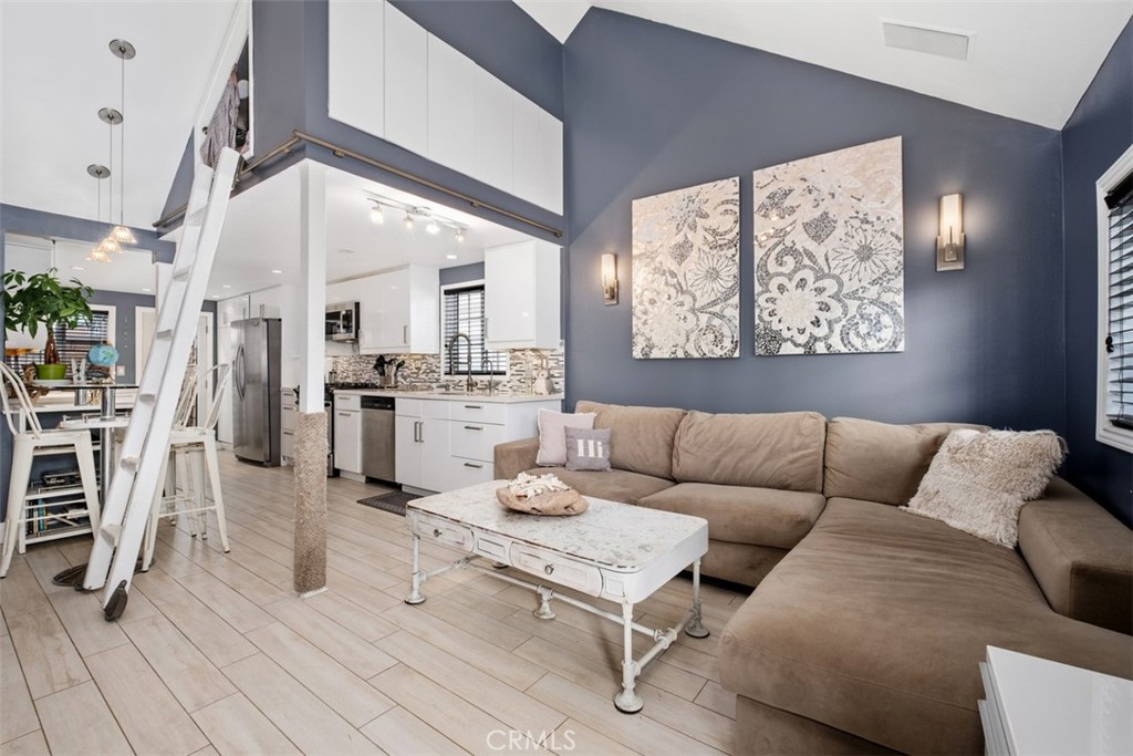 1009 Pecan Avenue