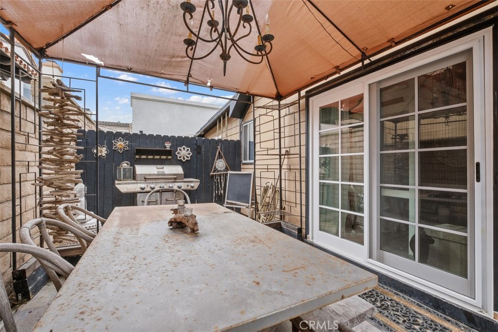 1009 Pecan Avenue