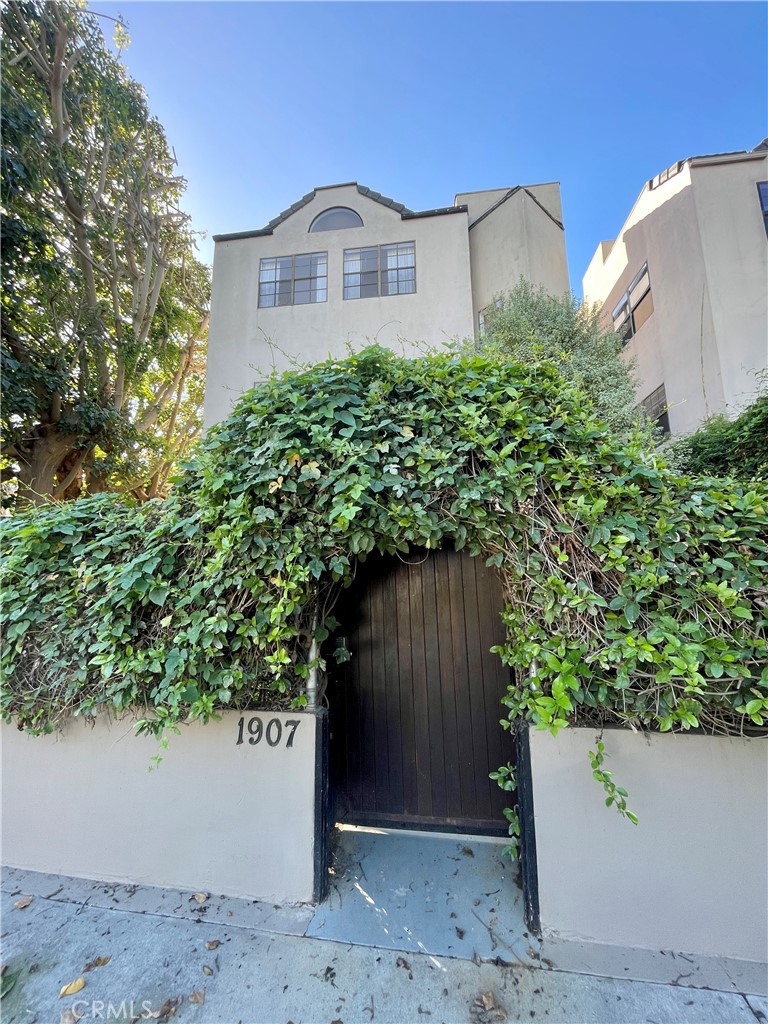 1907 Canal Street Unit: B