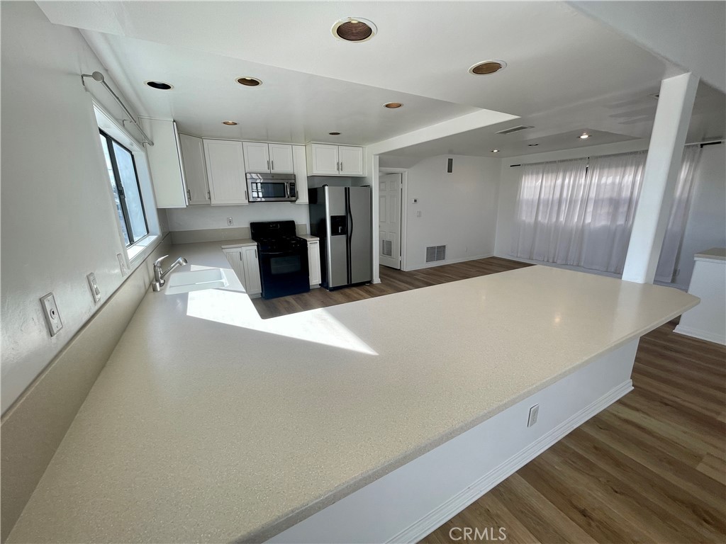 1907 Canal Street Unit: B