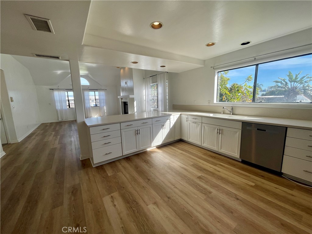 1907 Canal Street Unit: B