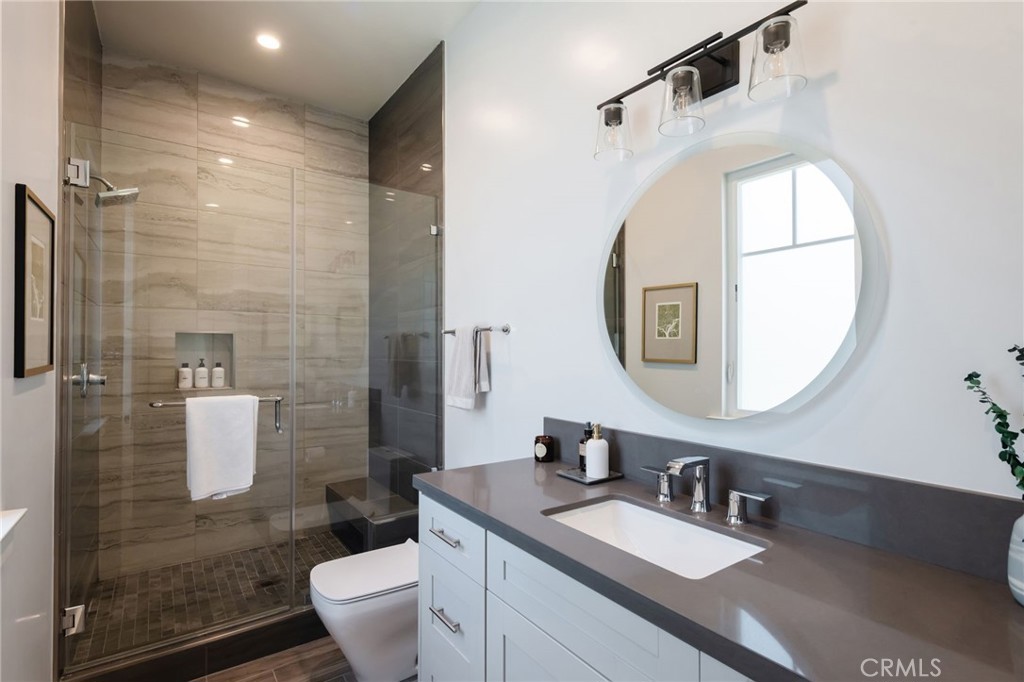 1917 Farrell Avenue A