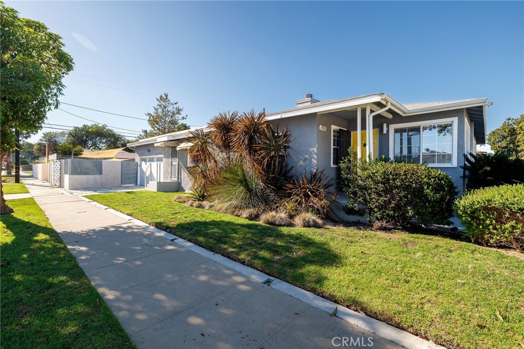 2905 Magnolia Avenue