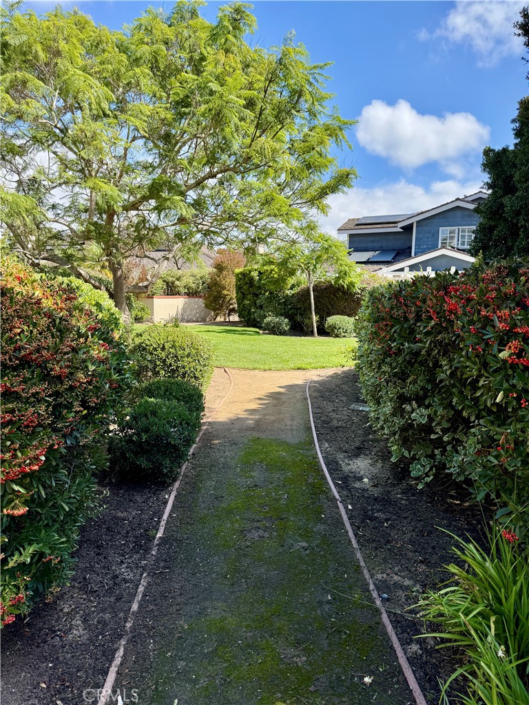 12 Grenada Court