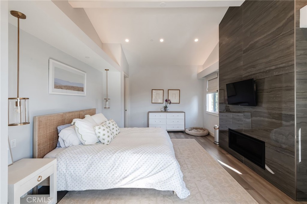 1917 Farrell Avenue A