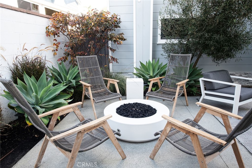 1917 Farrell Avenue A