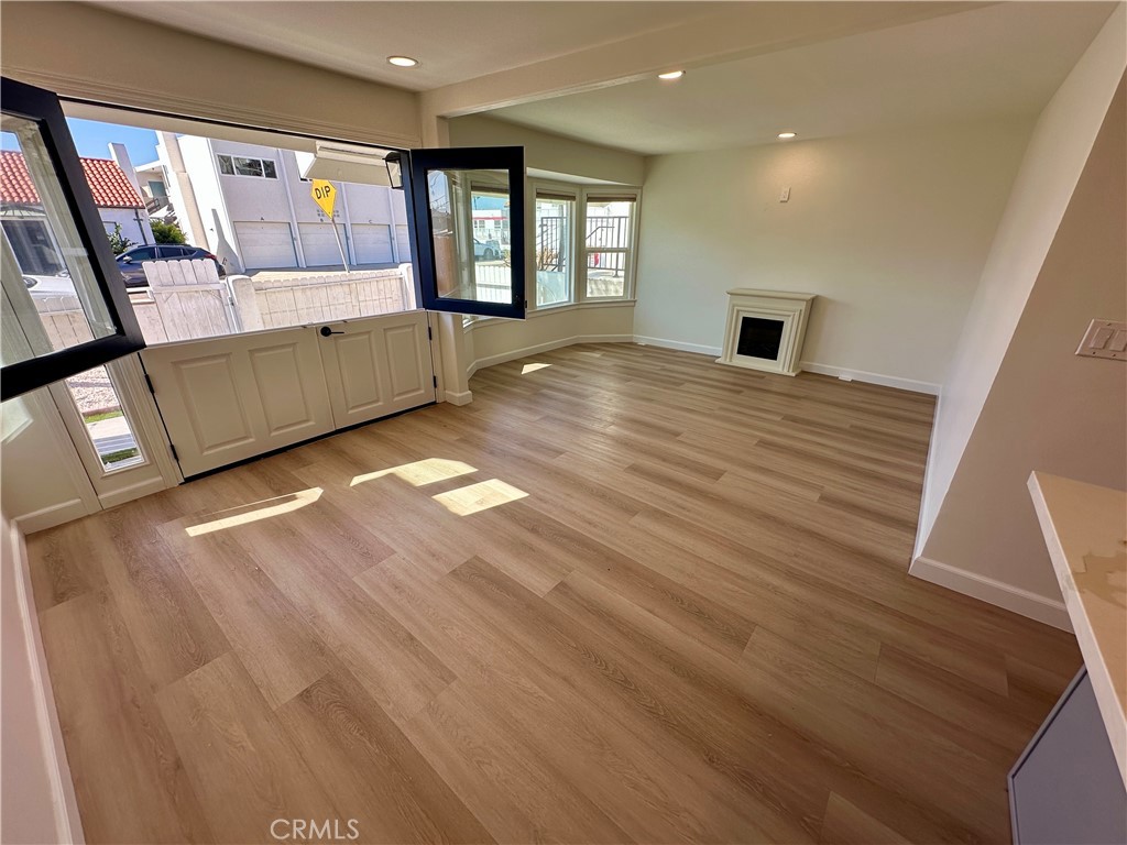 934 Manhattan Avenue