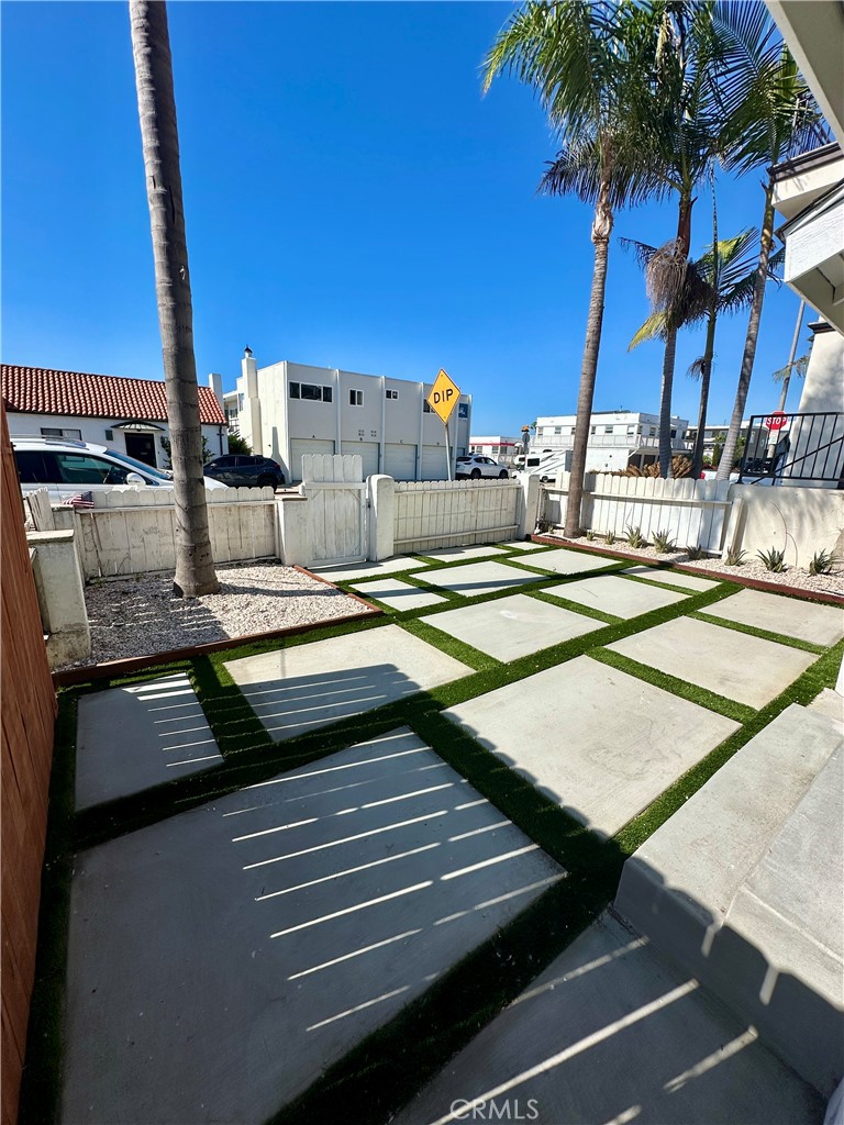 934 Manhattan Avenue