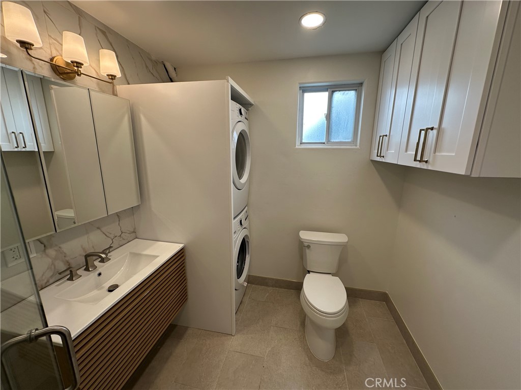 934 Manhattan Avenue