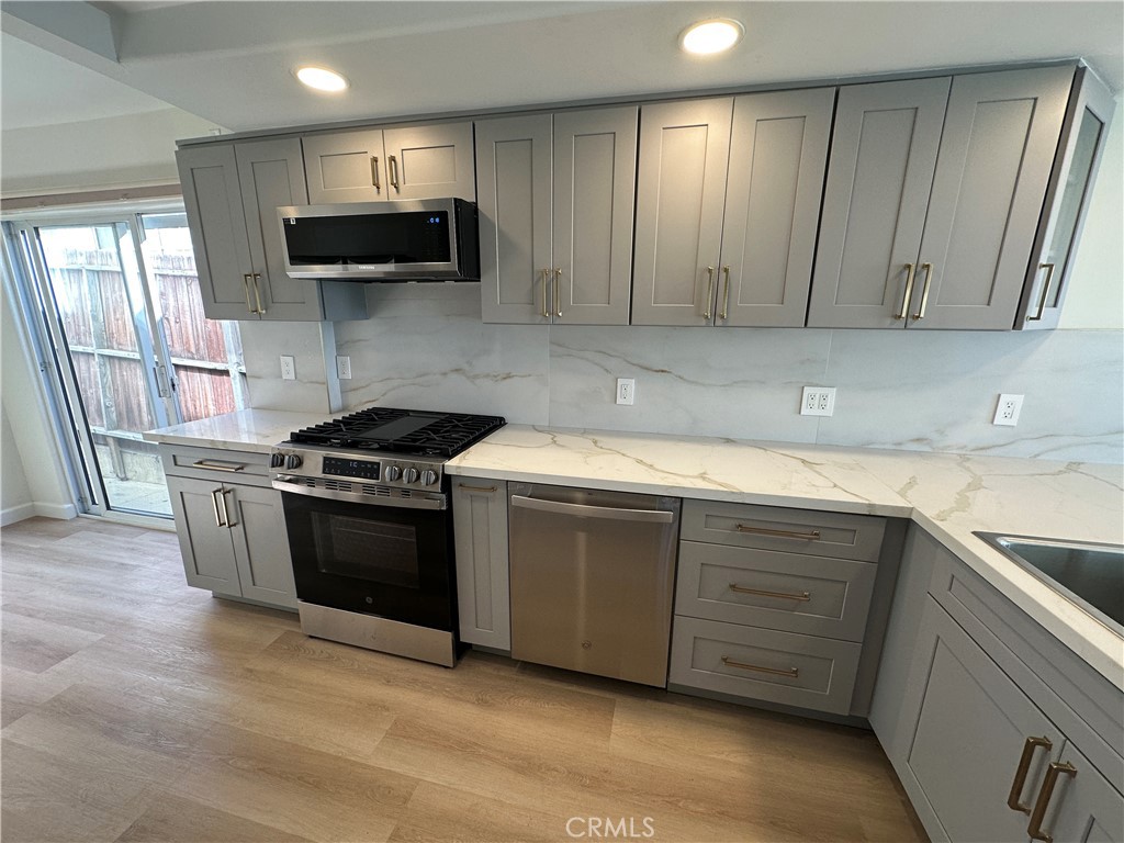 934 Manhattan Avenue