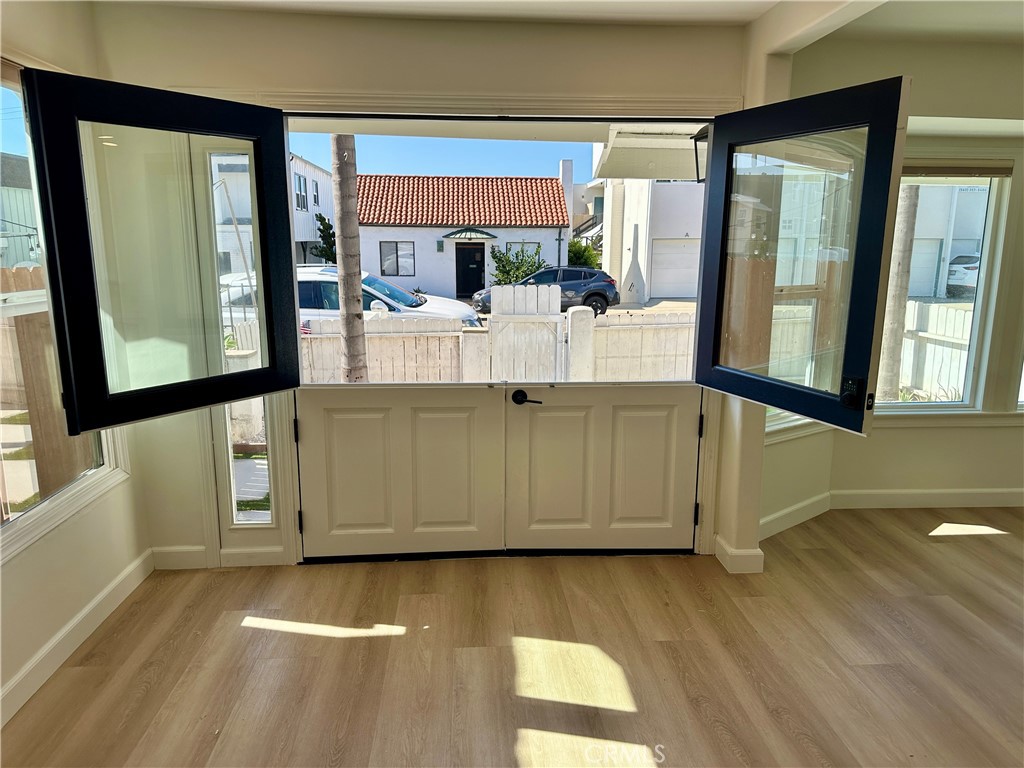 934 Manhattan Avenue