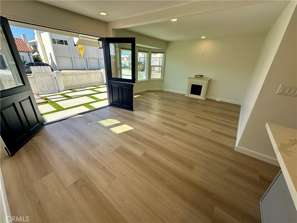 934 Manhattan Avenue