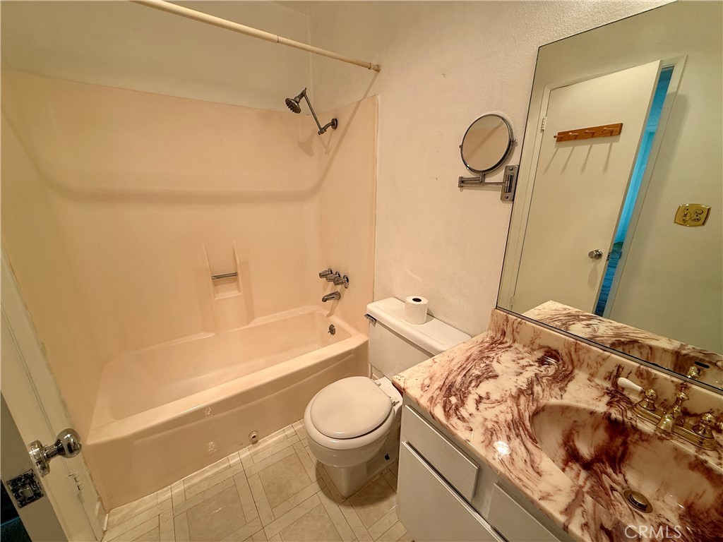 4727 W 147th Street #202