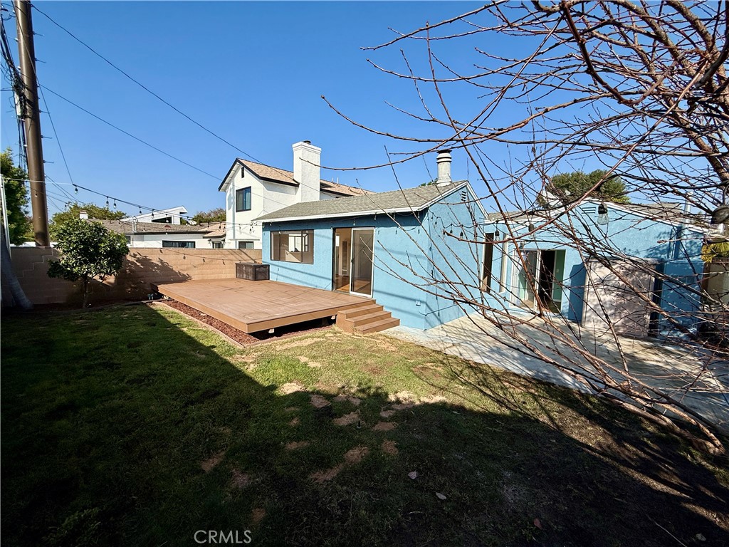 14621 Fonthill Avenue