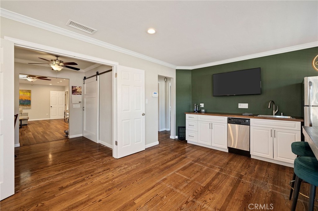 2905 Magnolia Avenue