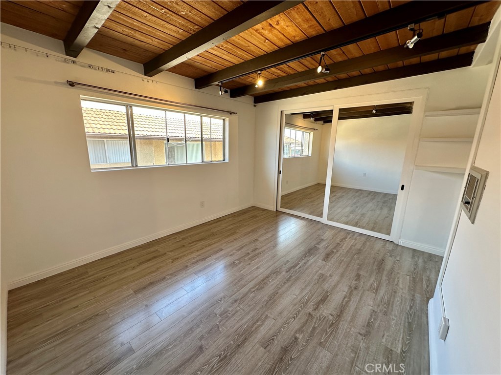 1815 Armour Lane 2