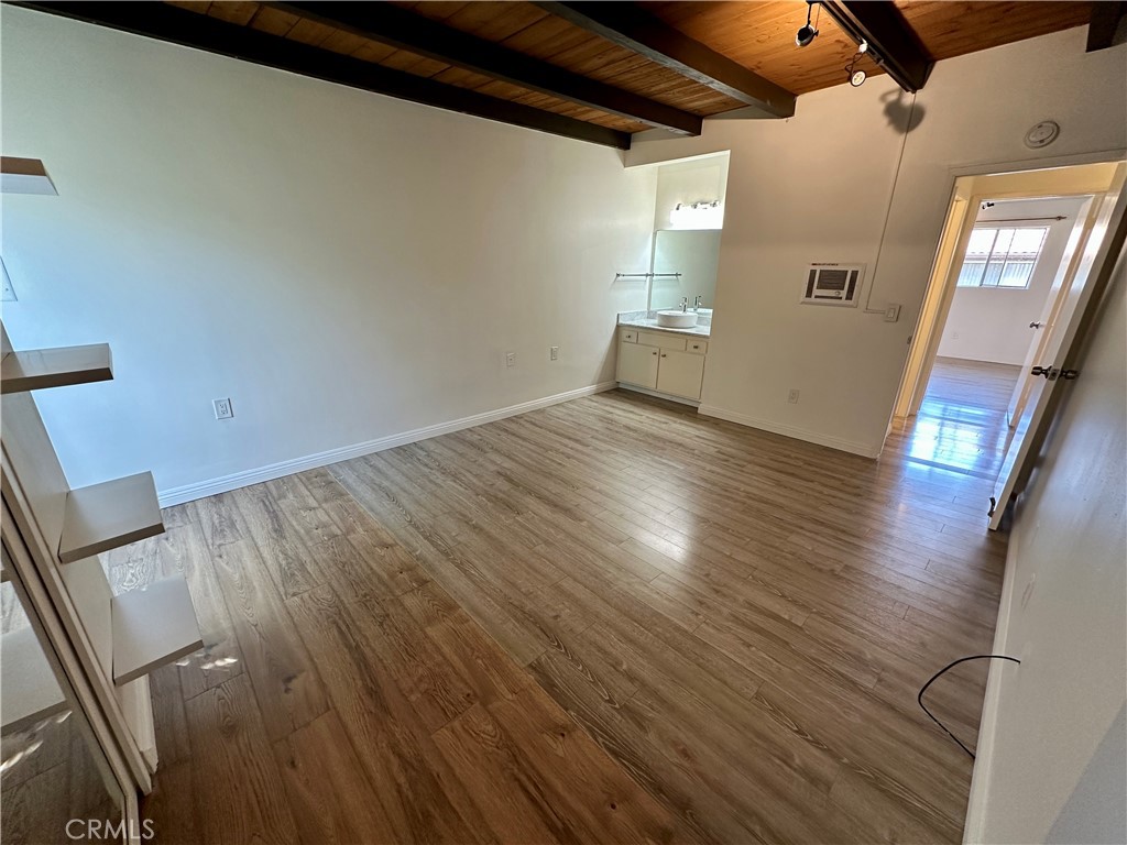 1815 Armour Lane 2