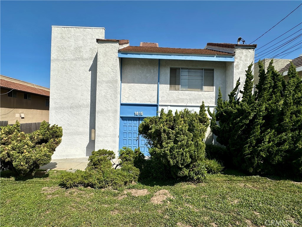1815 Armour Lane 2