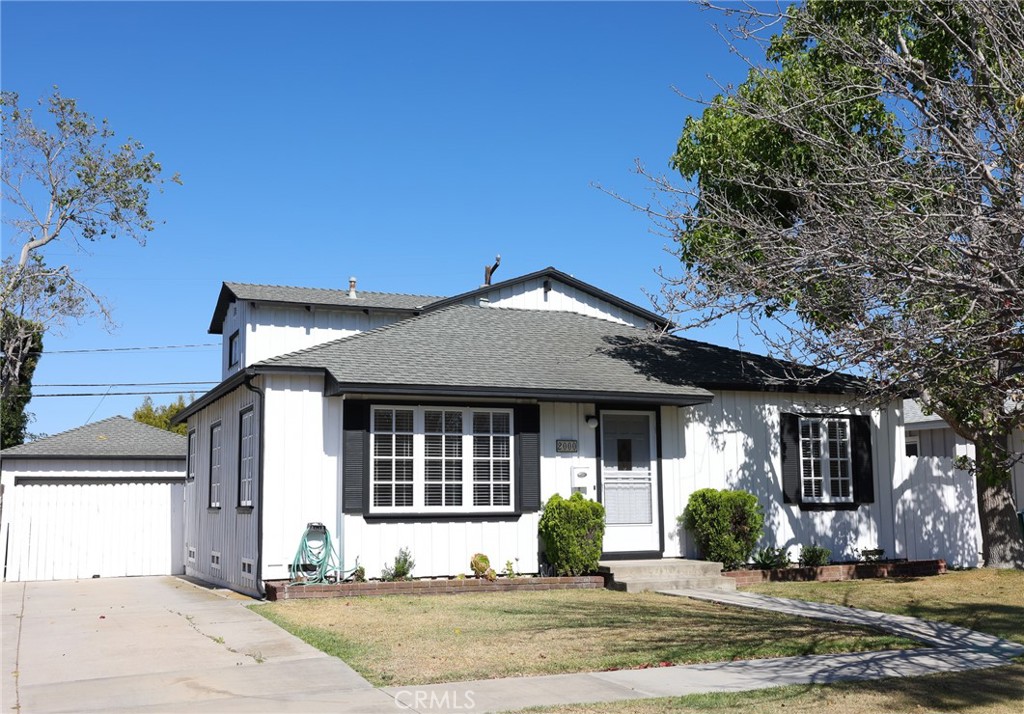 2000 Harkness Street