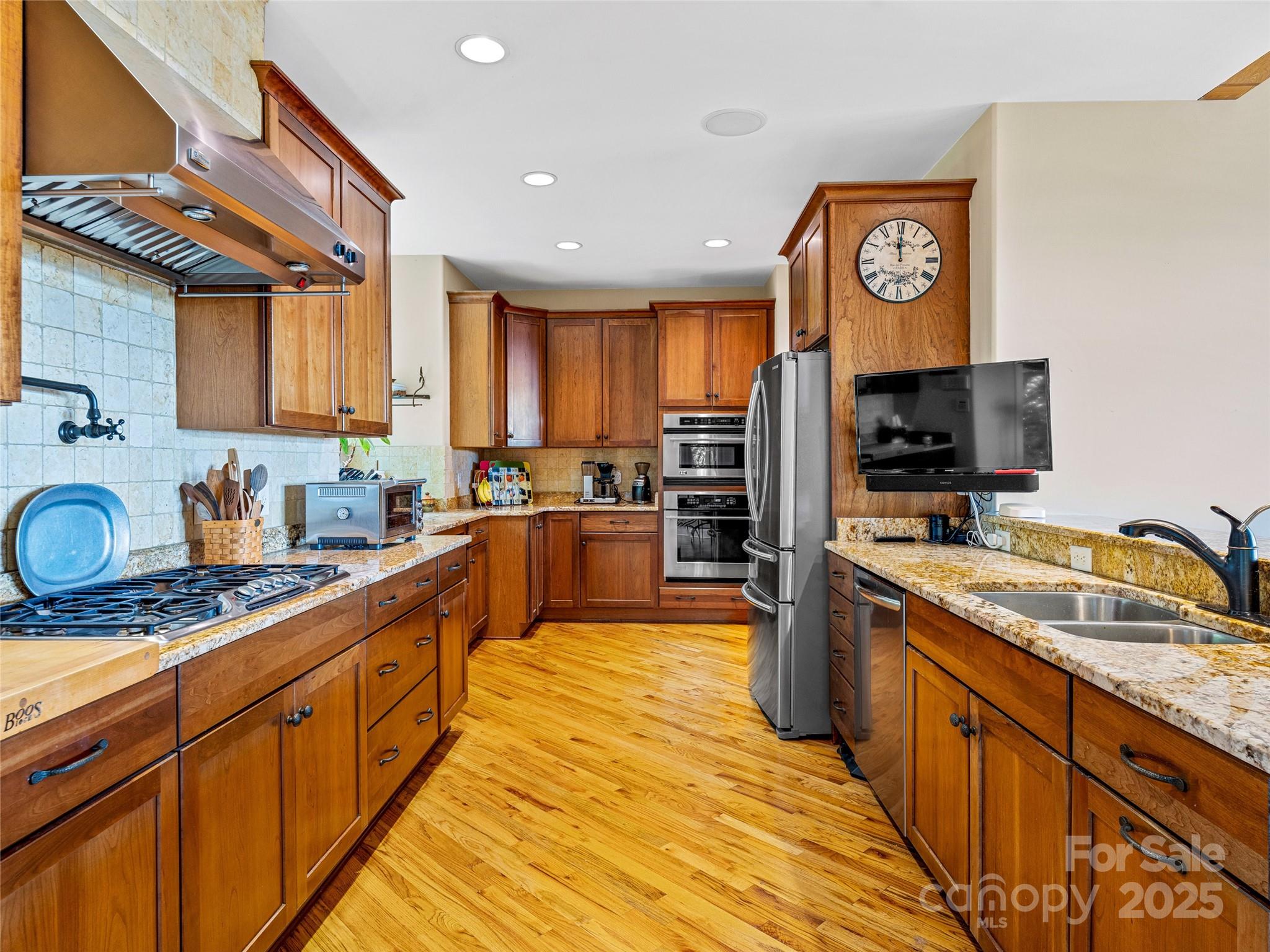 206 Summershade Court