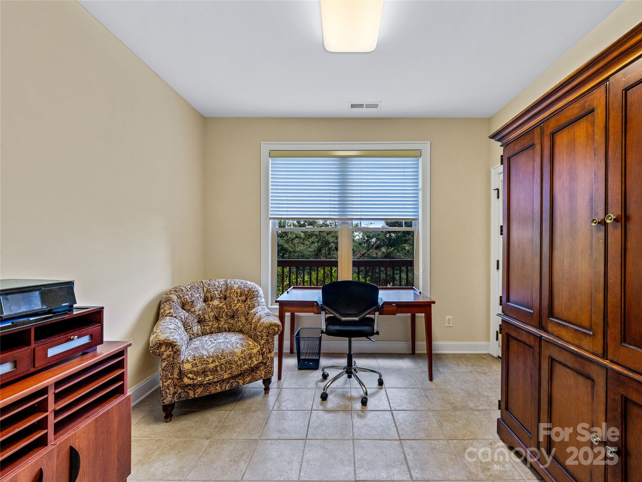 206 Summershade Court