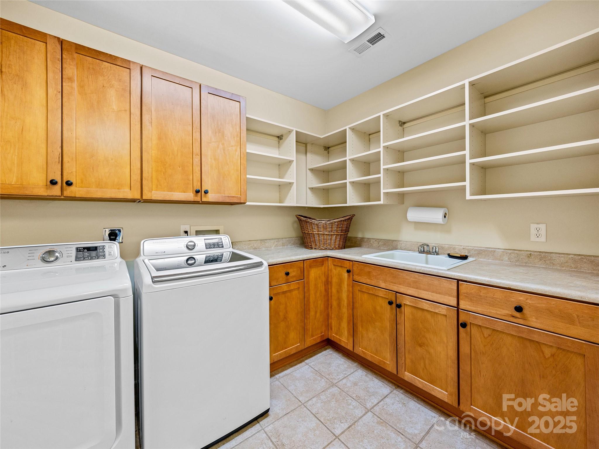 206 Summershade Court