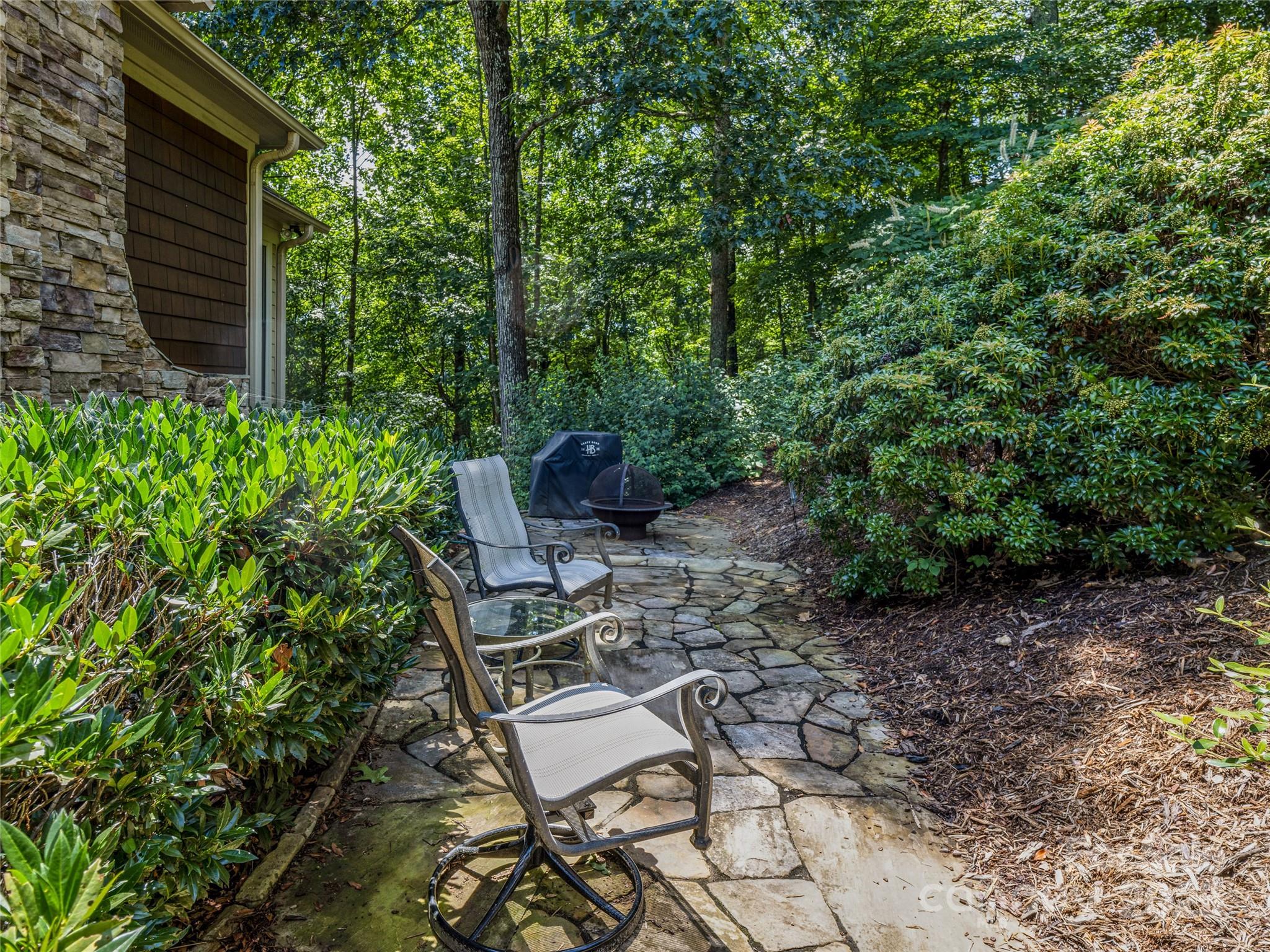 206 Summershade Court