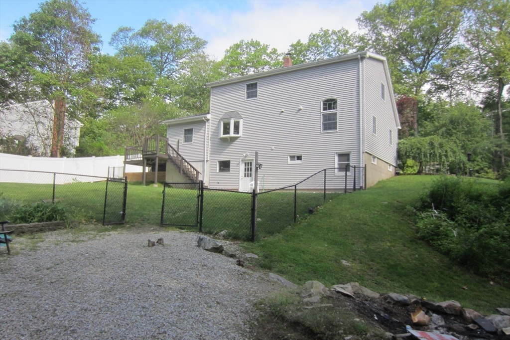 30 Bailey Rd