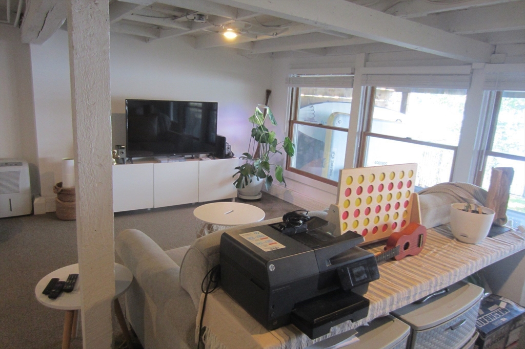 302 Killdeer Rd