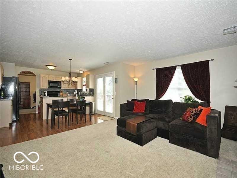 5913 Sandalwood Drive