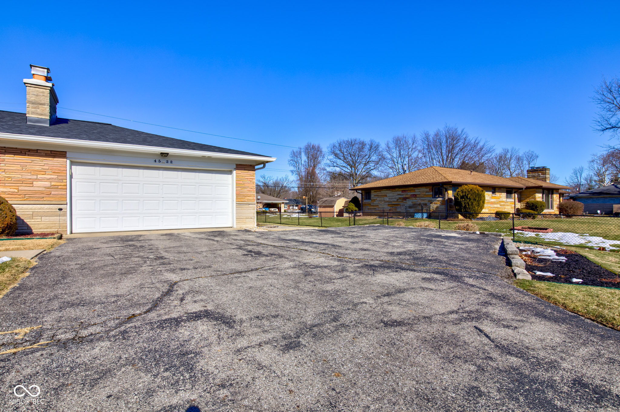 4522 Thornleigh Drive