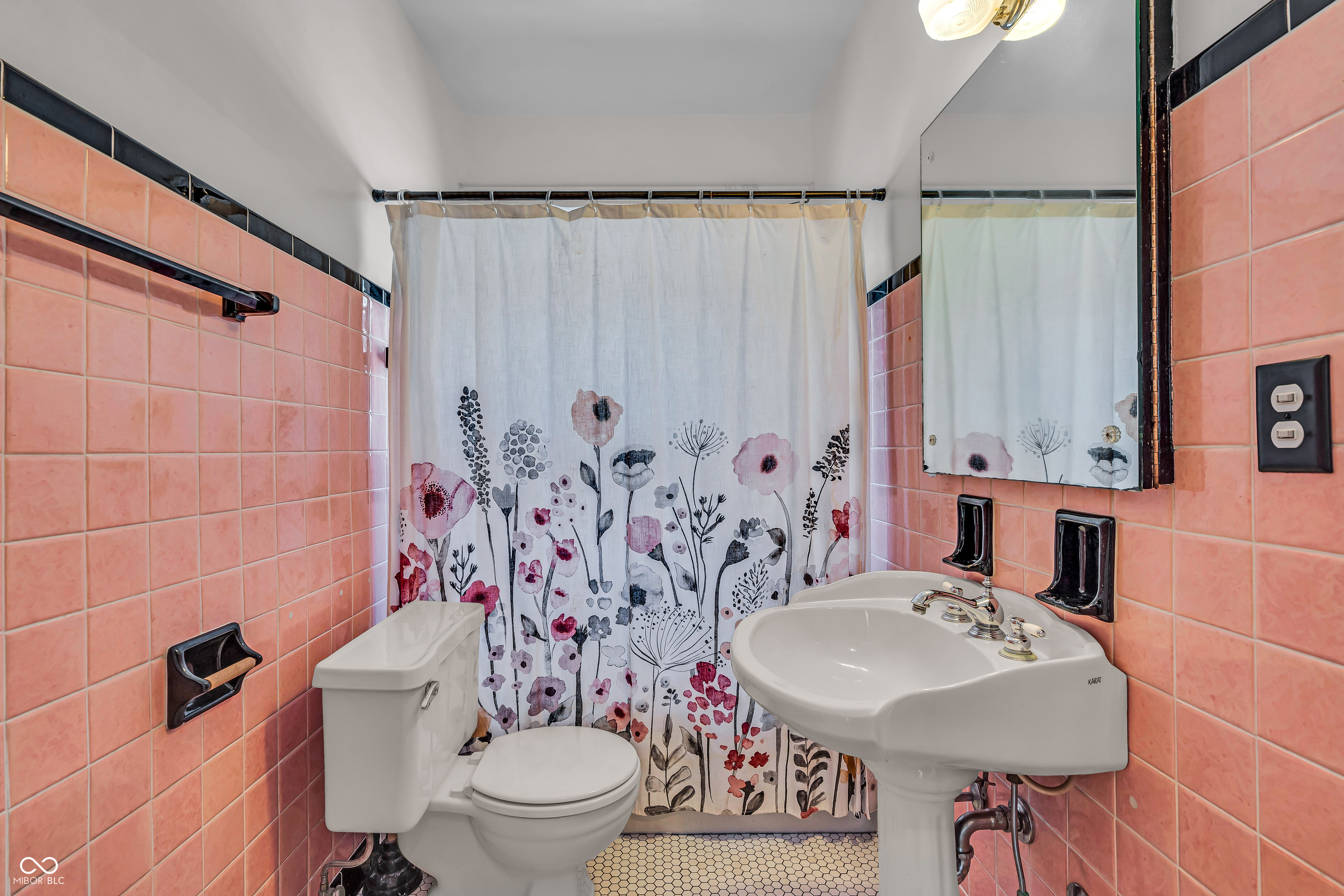 136 W 43rd Street