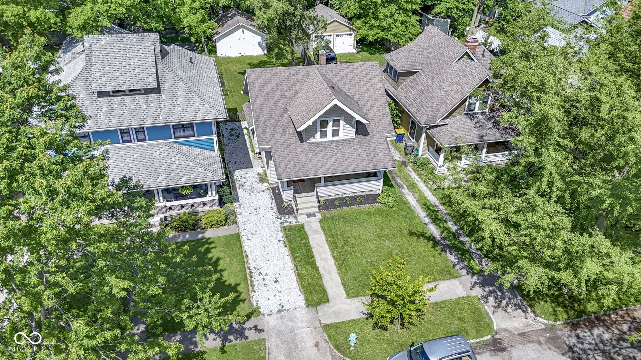 344 N Whittier Place