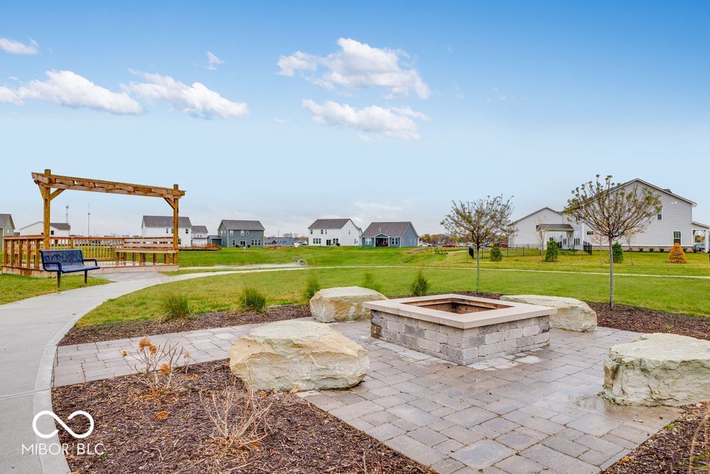 444 Weaver Lane