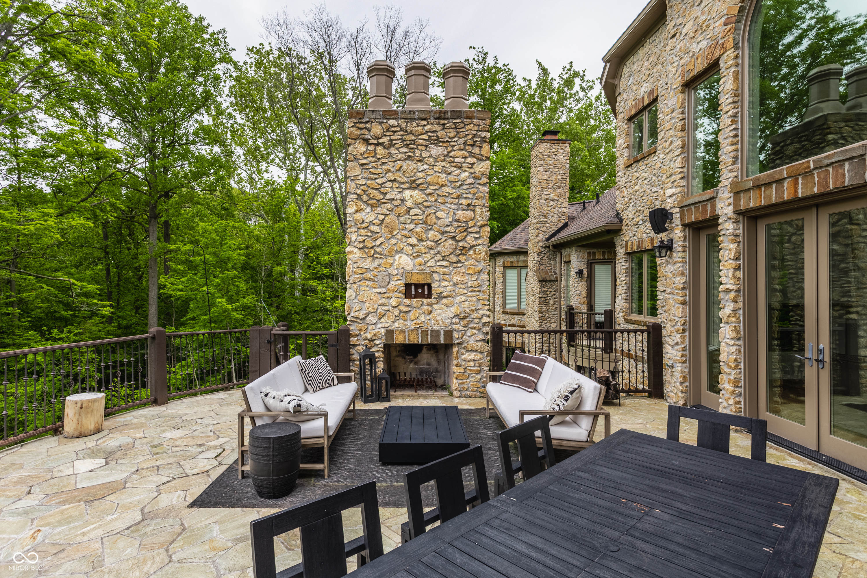 15612 Count Viking Court