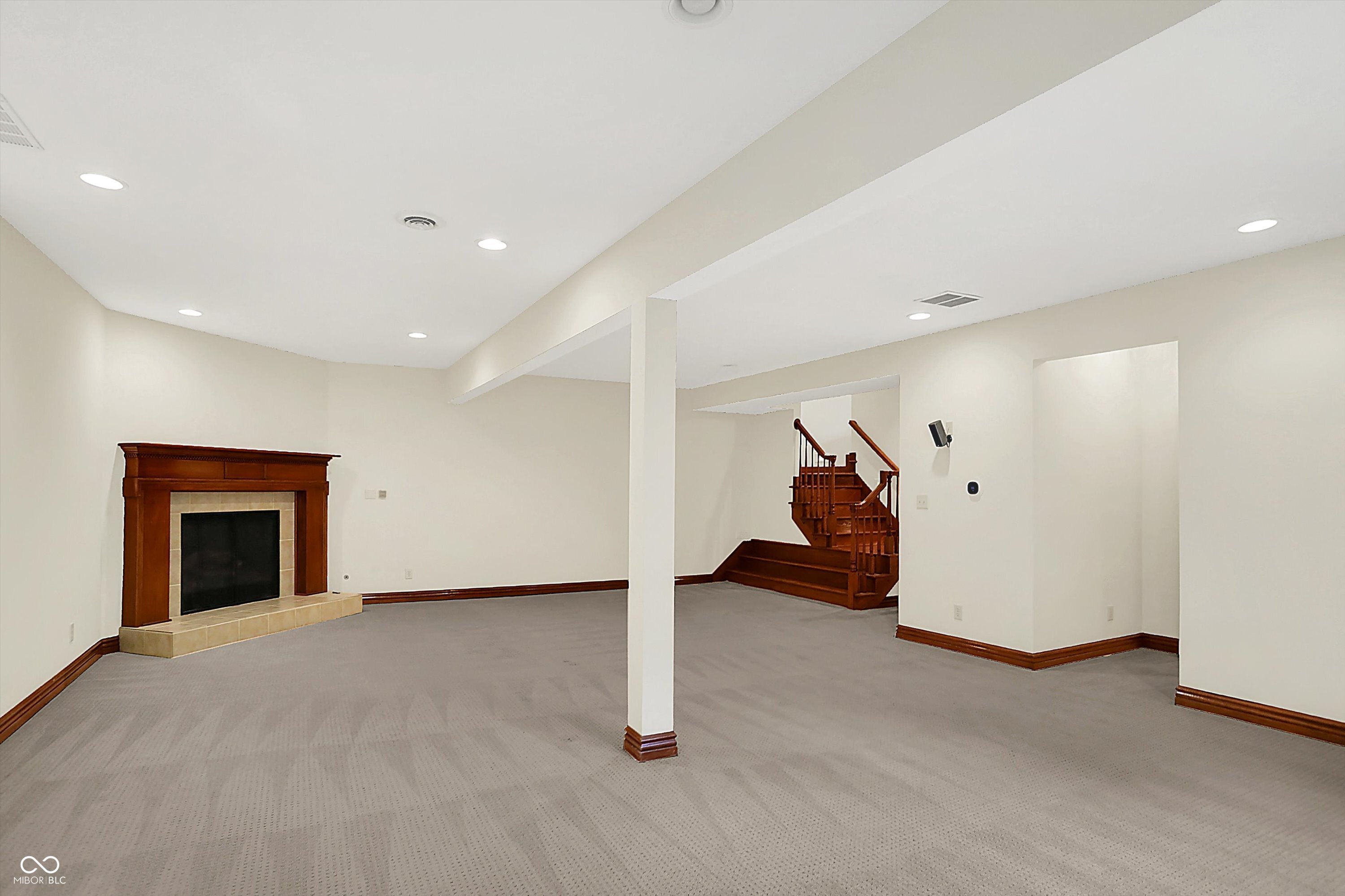 3831 Steeplechase Drive
