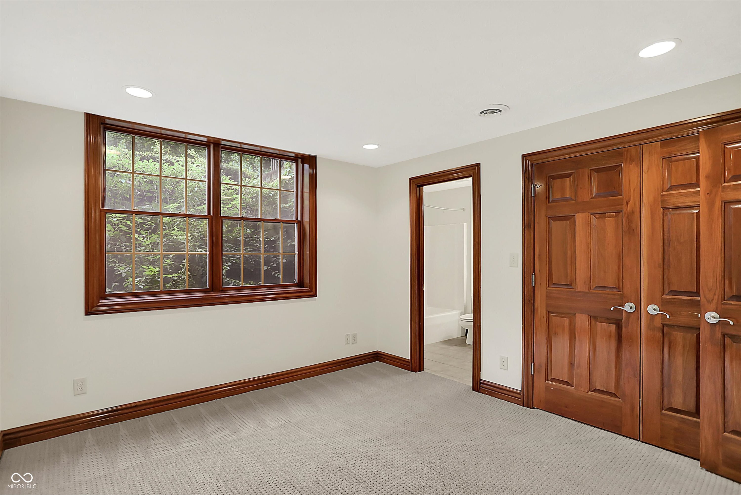 3831 Steeplechase Drive
