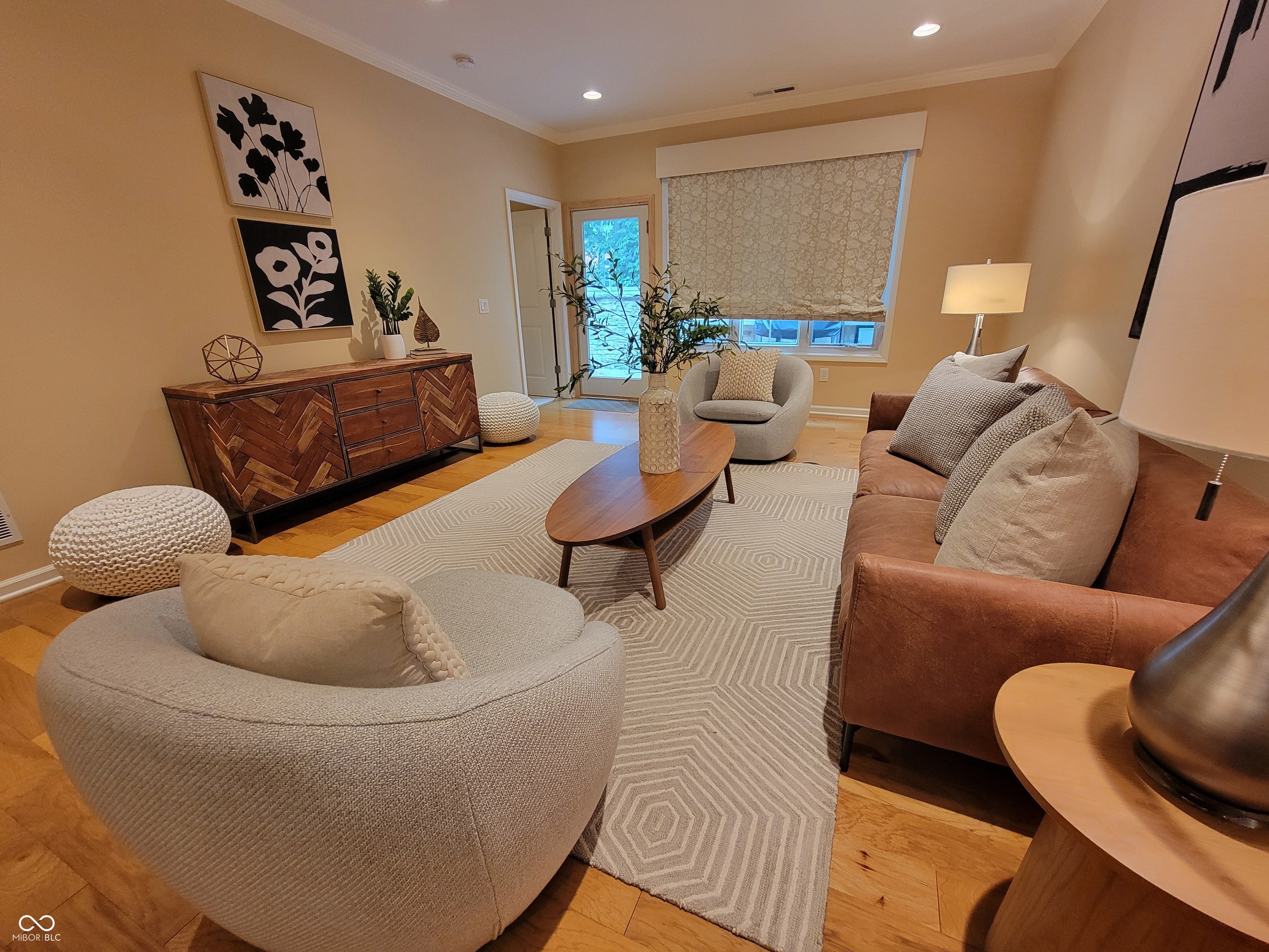 513 Firefly Lane