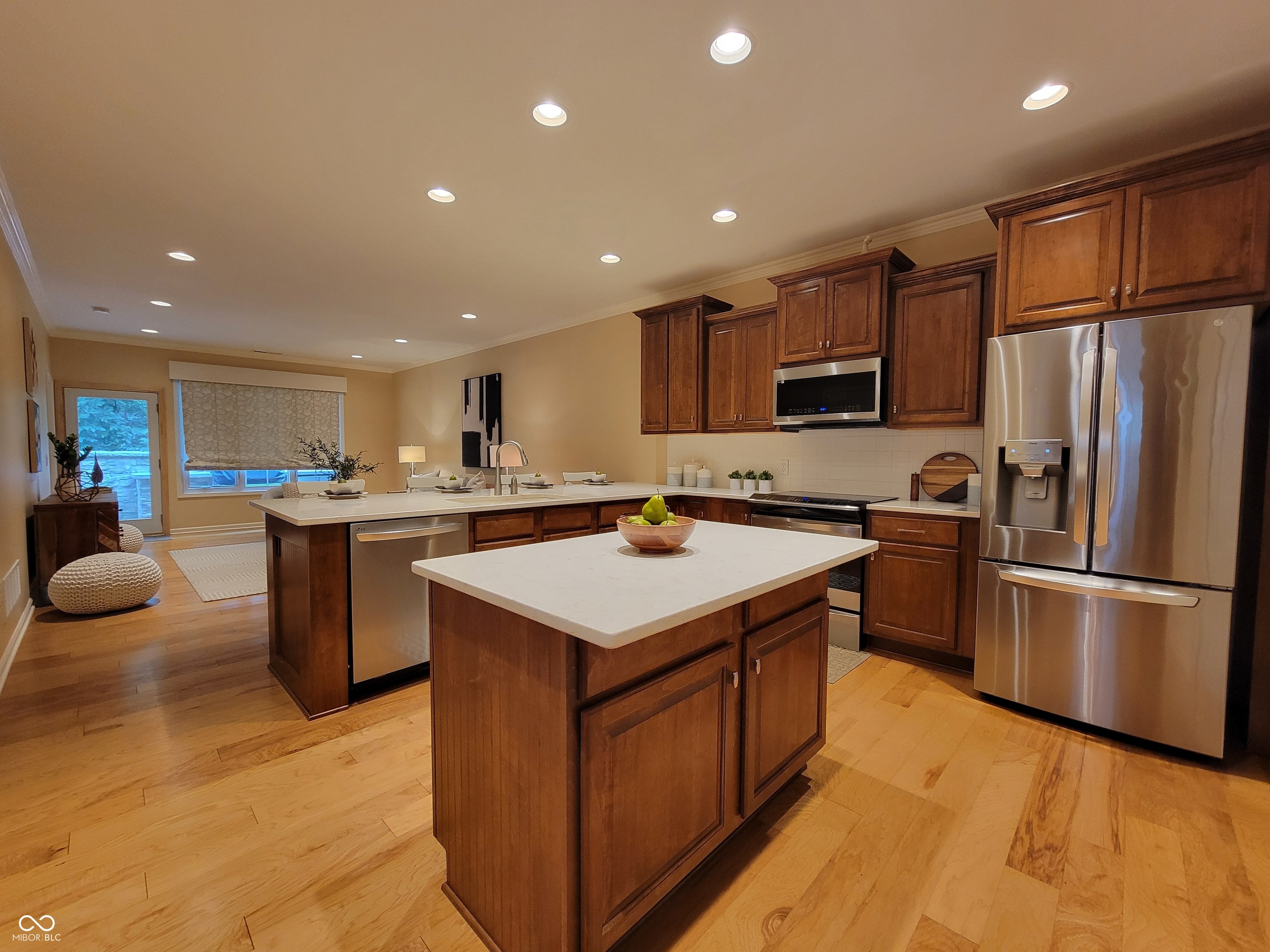 513 Firefly Lane