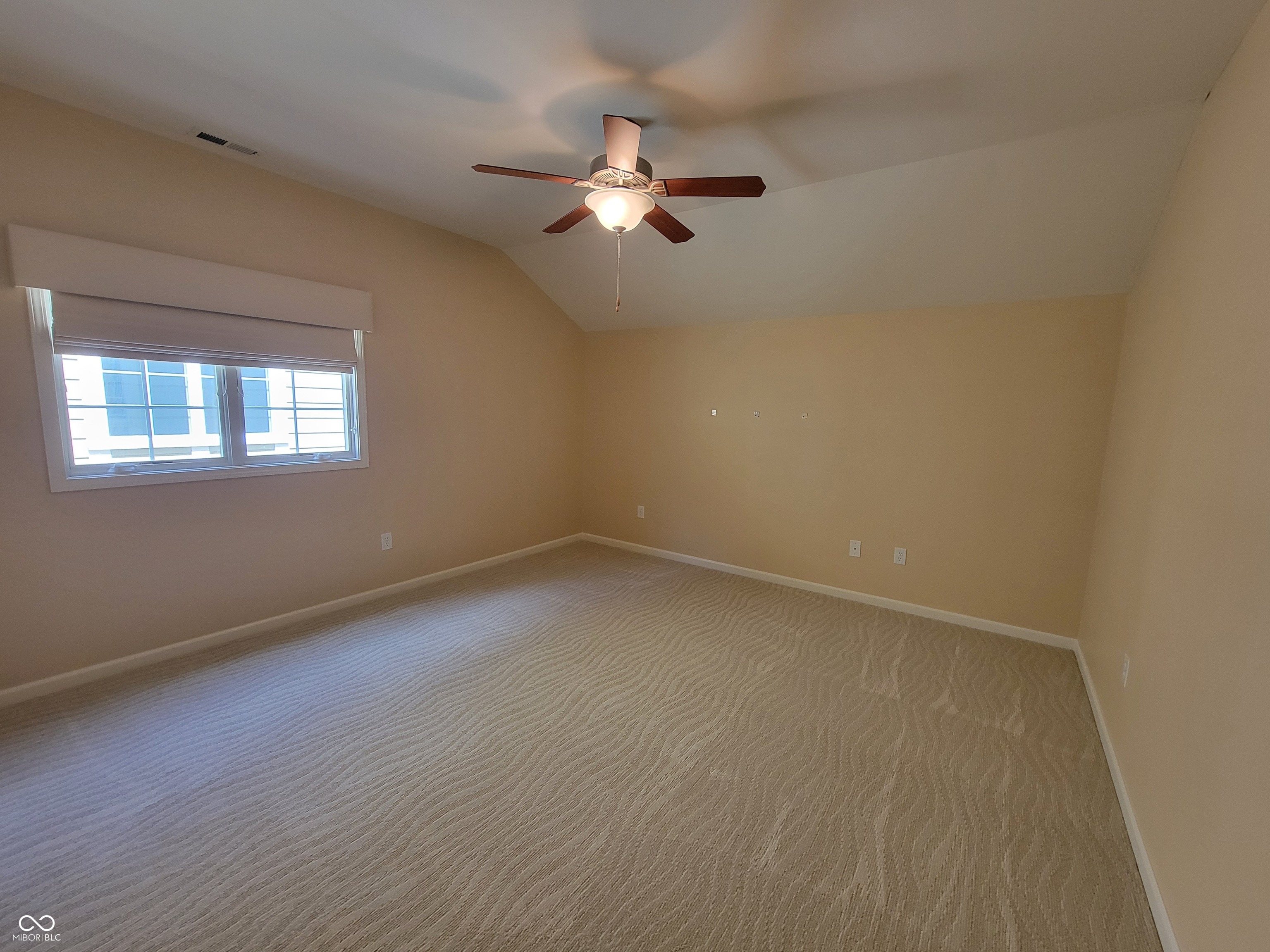513 Firefly Lane