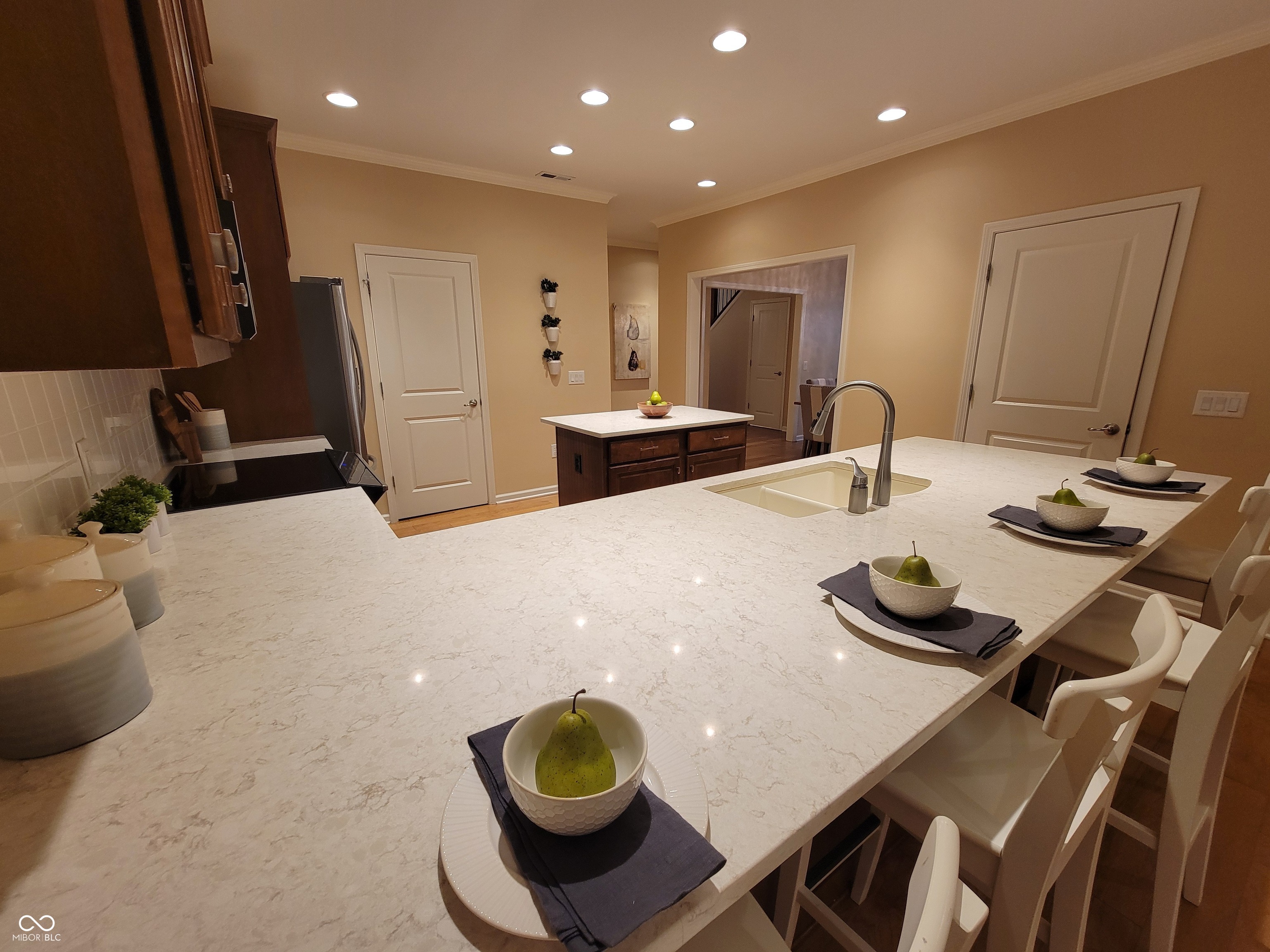 513 Firefly Lane