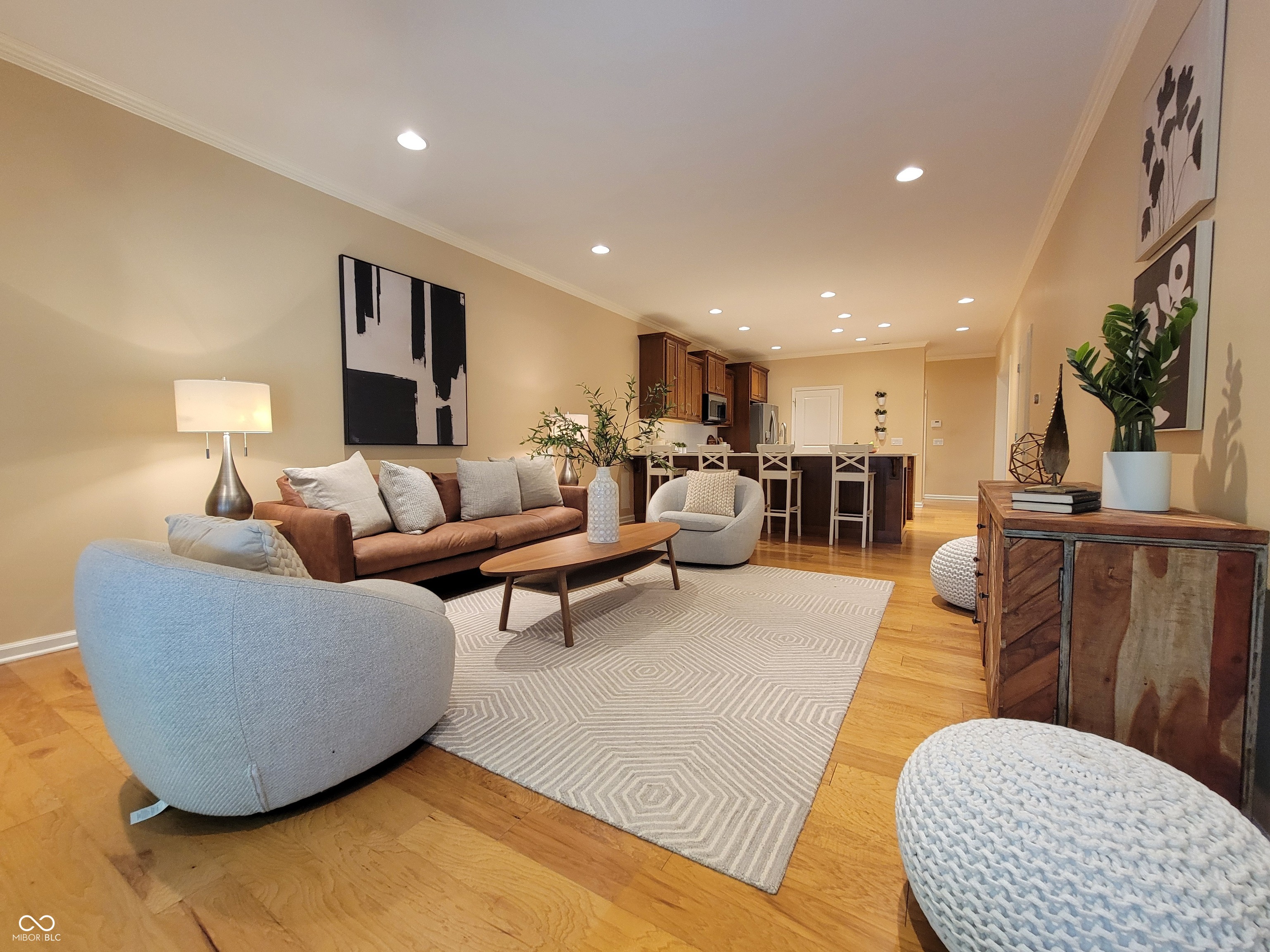 513 Firefly Lane