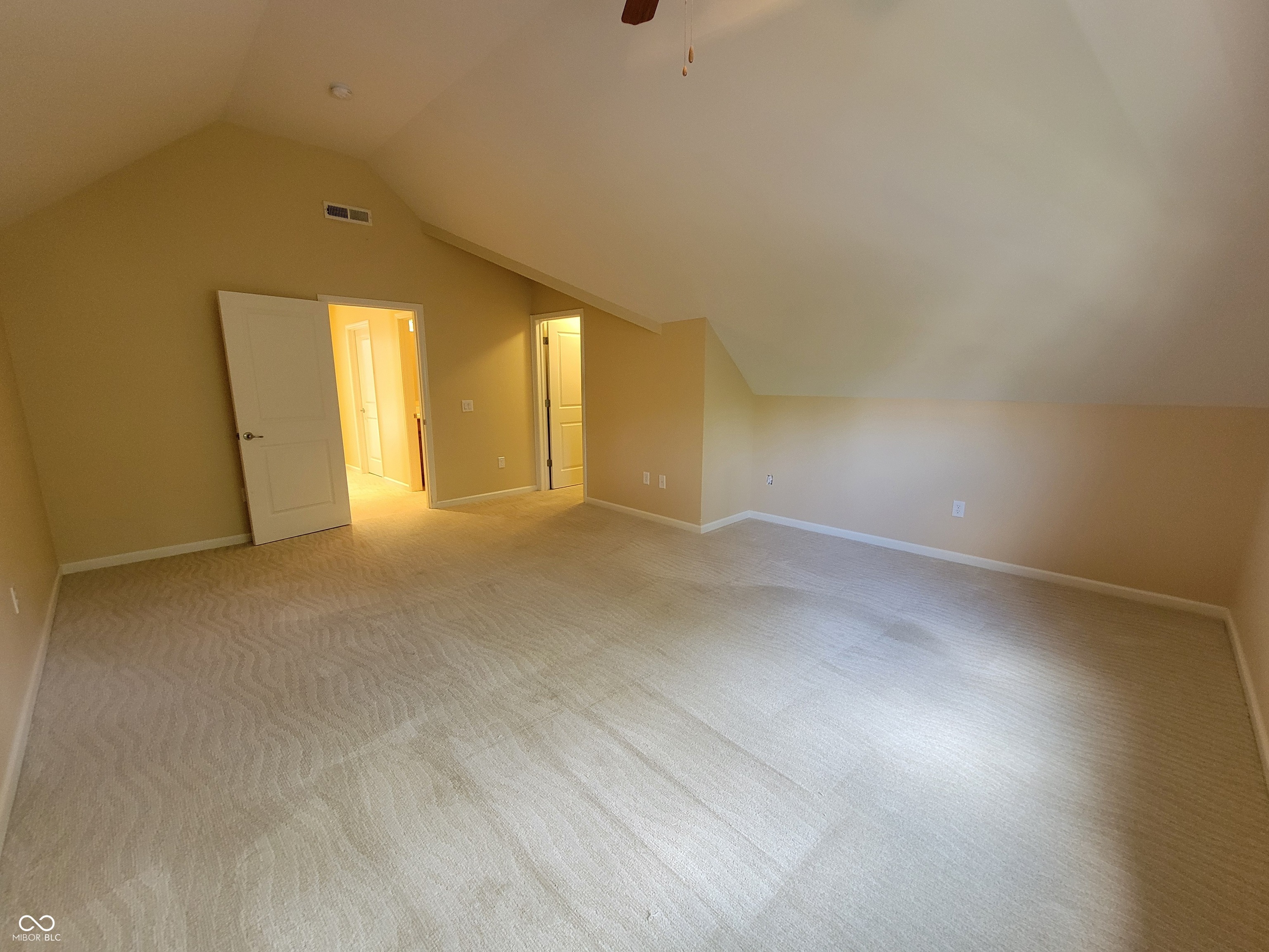 513 Firefly Lane