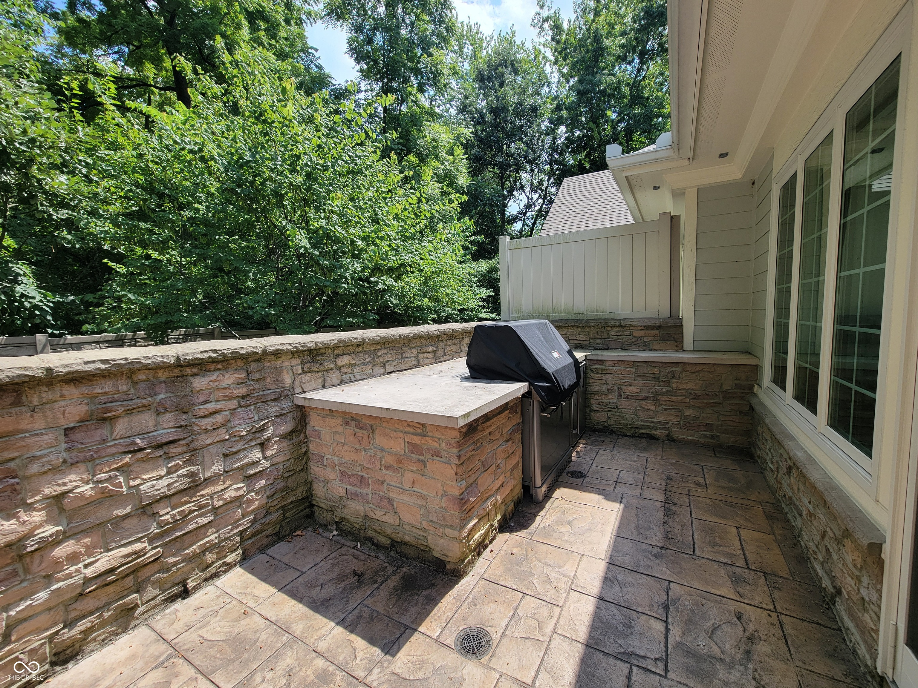 513 Firefly Lane