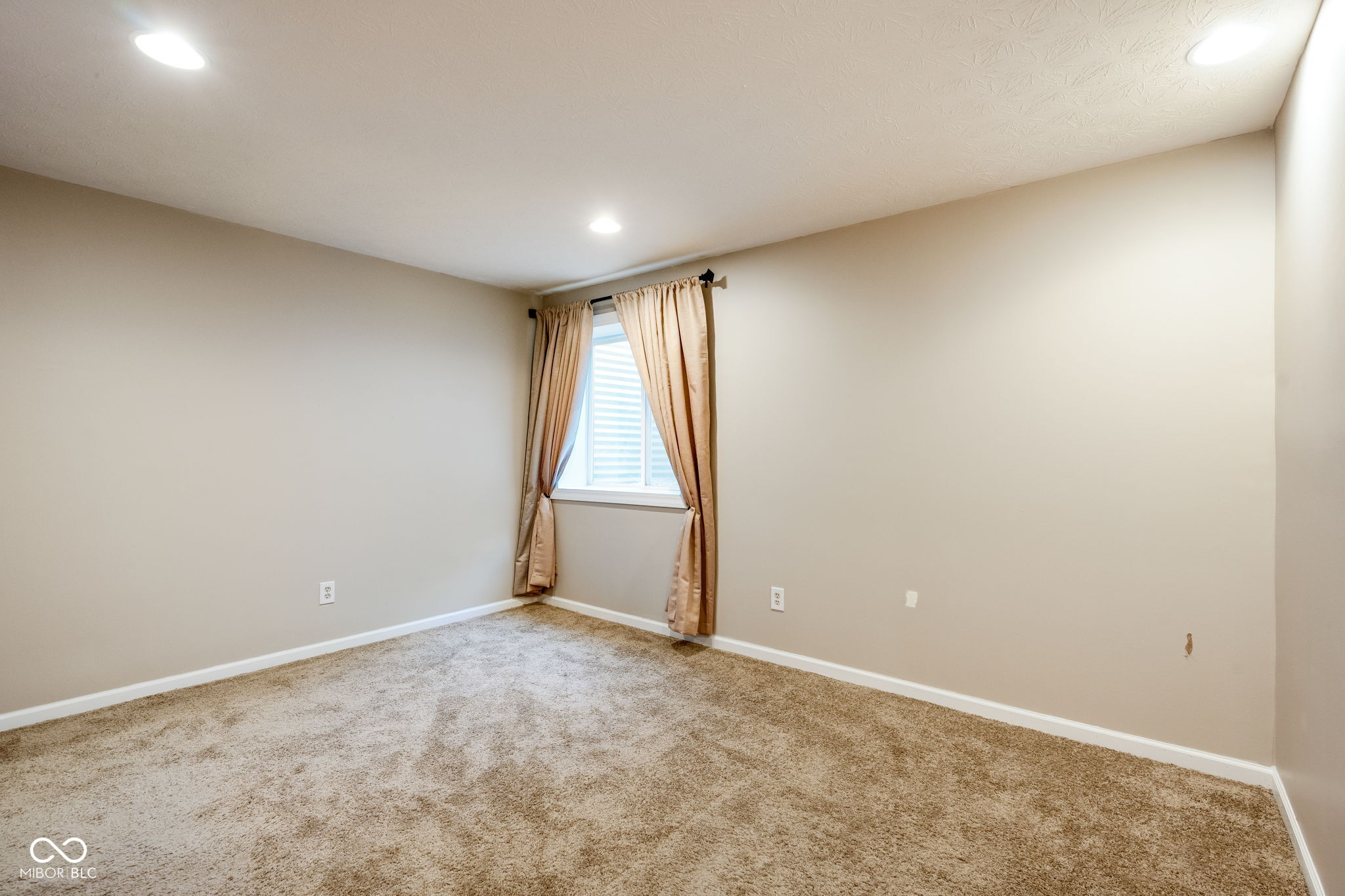 3242 Winings Lane