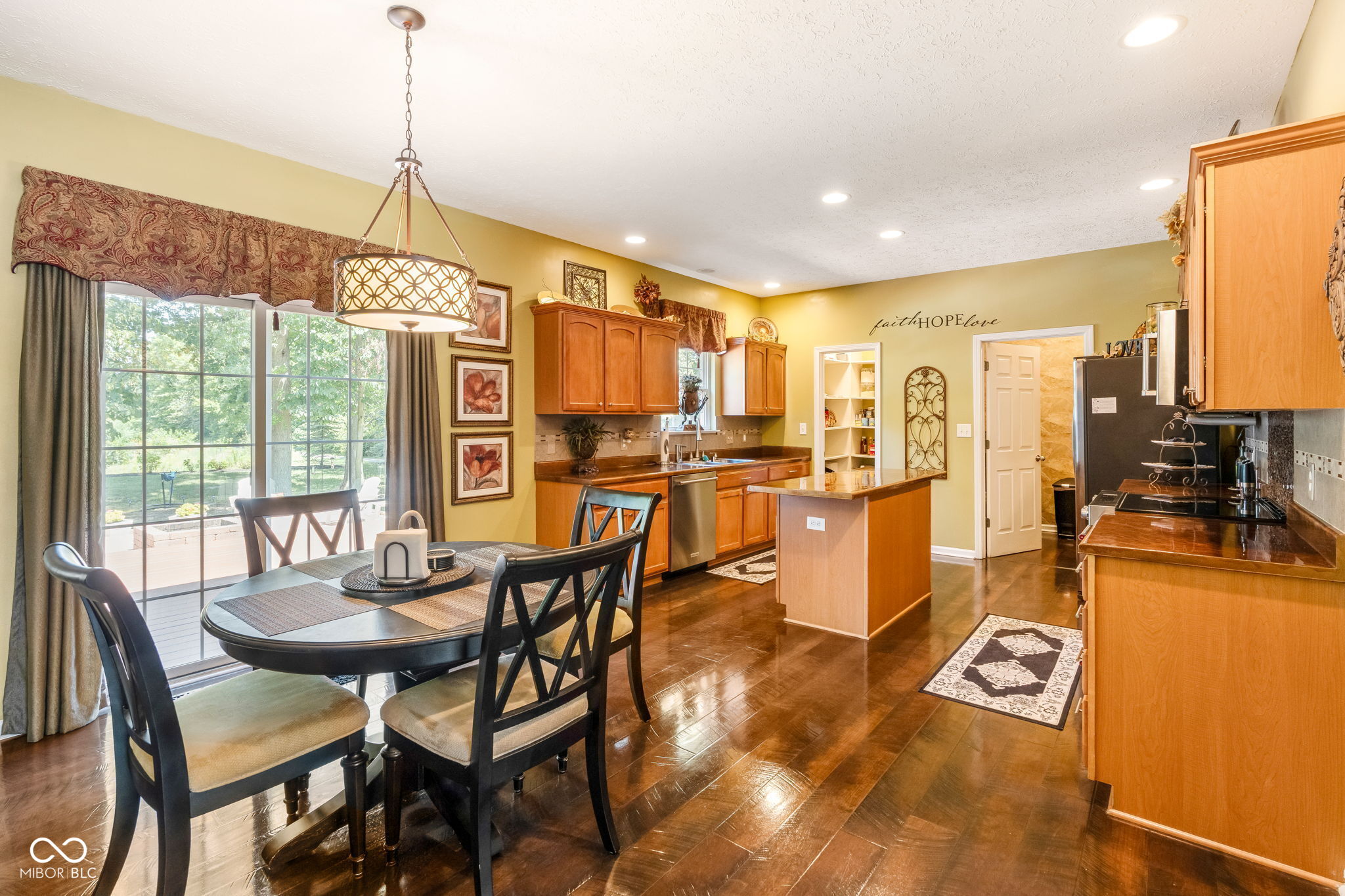 3242 Winings Lane