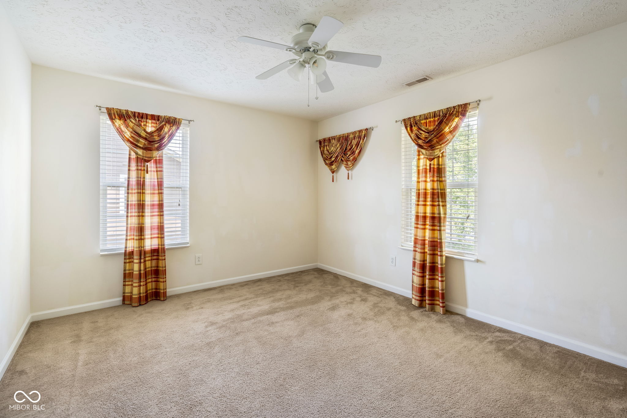3242 Winings Lane