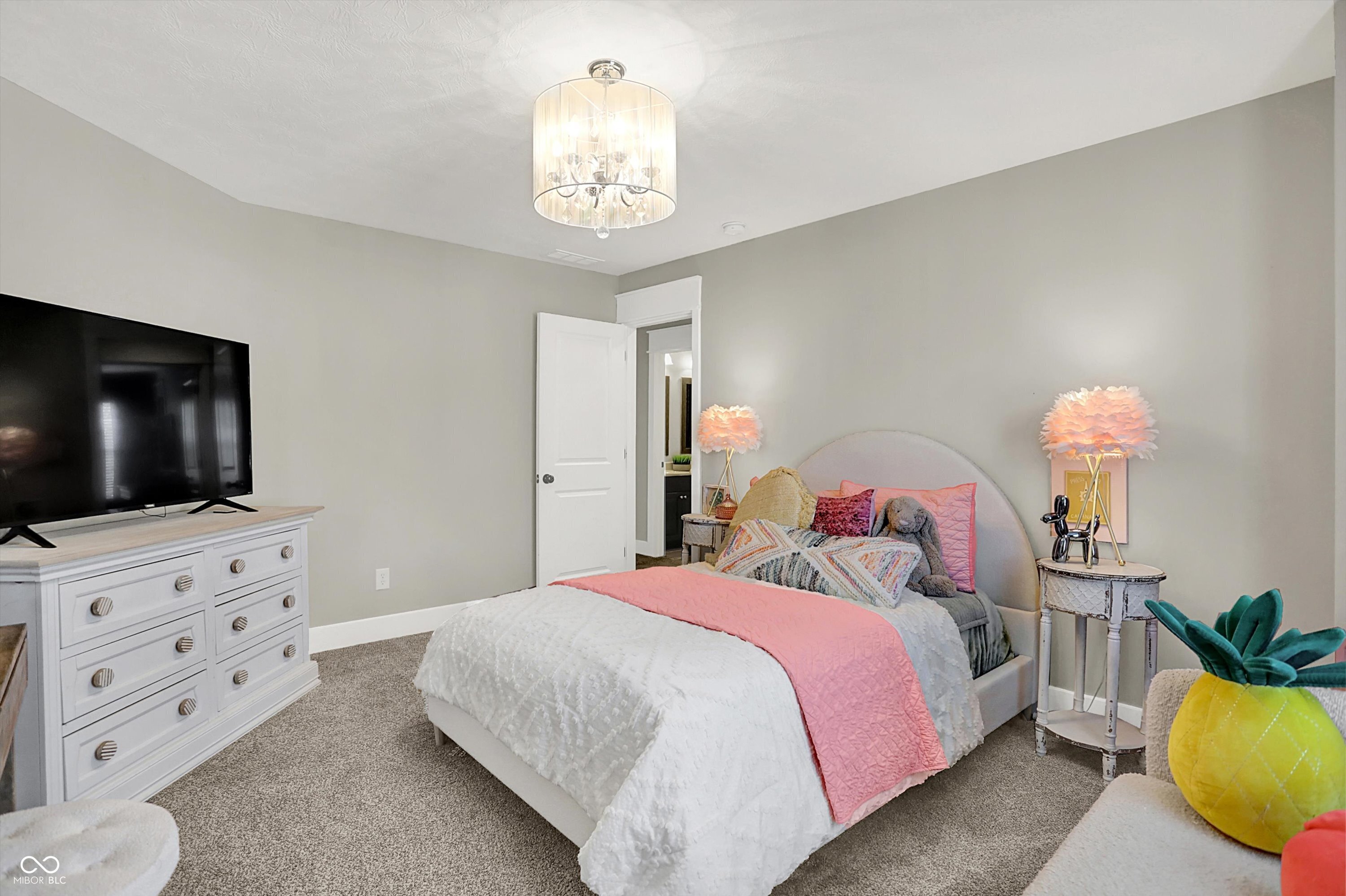 1033 Windsor Estates Court