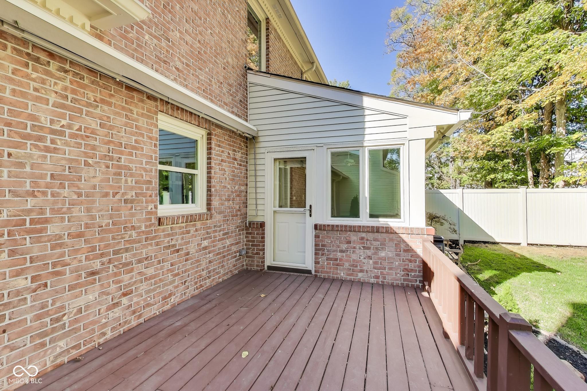 13587 Kensington Place