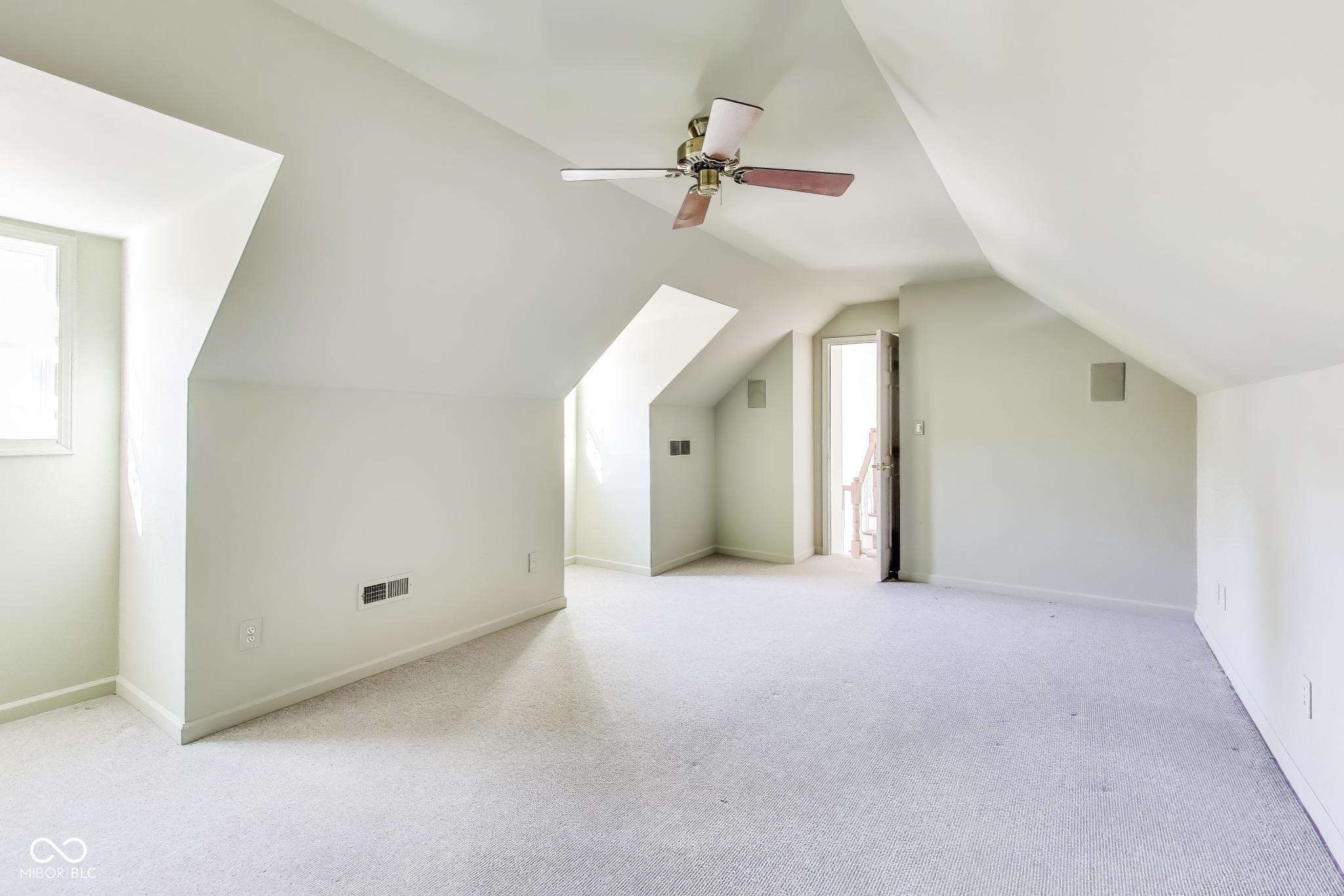 13587 Kensington Place